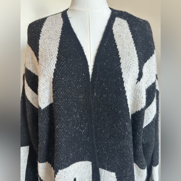 Long Black/White Sweater Cardigan- Small-NWT - Picture 2 of 9